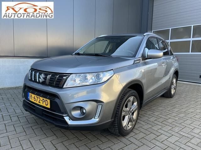 Grijs Gebruikt 2019 Suzuki Vitara SUV | € 15.950 (Eerlijke prijs) - Afbeelding 1/4
