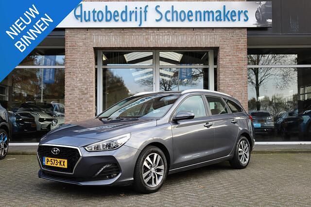 Grijs Occasion 2019 Hyundai i30 Premium Stationwagen | € 14.995 (Eerlijke prijs) - Afbeelding 1/4