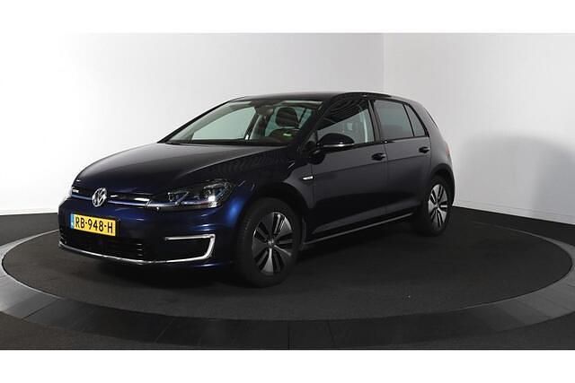 Occasion VW e-Golf 100 kW (136 PK) 2017 Blauw Hatchback