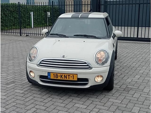 Occasion Mini Cooper Clubman 109 PK (80 kW) 2010 Wit (metallic) Stationwagen
