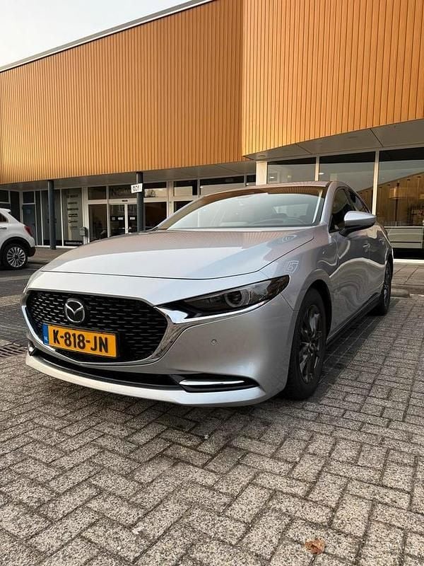 Occasion 2021 Mazda 3 Luxury | € 20.000 (Eerlijke prijs) - Afbeelding 1/4