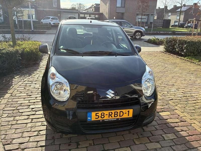 Zwart Occasion 2011 Suzuki Alto Comfort+ Hatchback | € 2.950 (Goede deal) - Afbeelding 1/4