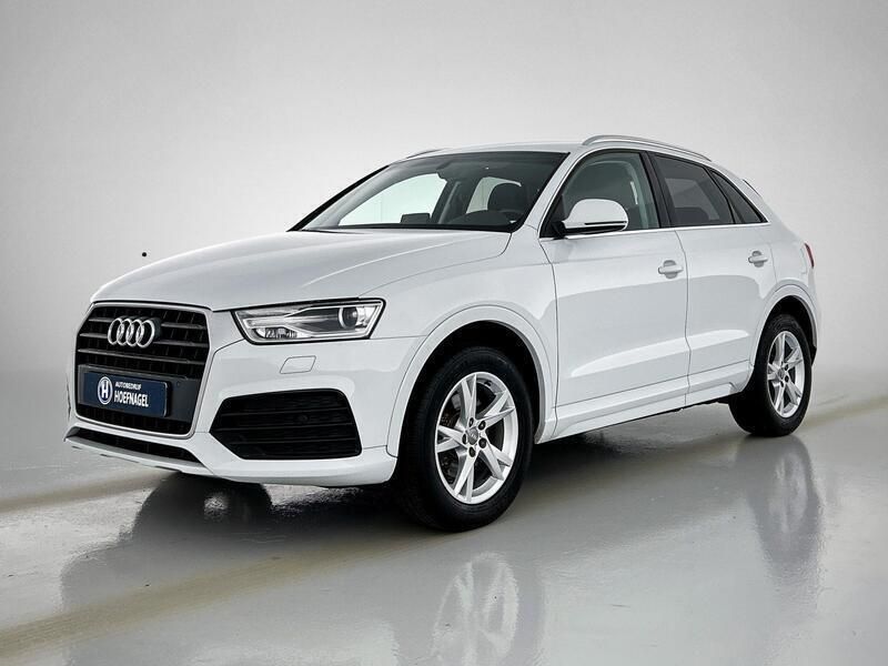 Wit Gebruikt 2018 Audi Q3 Sport SUV | € 24.450 (Eerlijke prijs) - Afbeelding 1/4