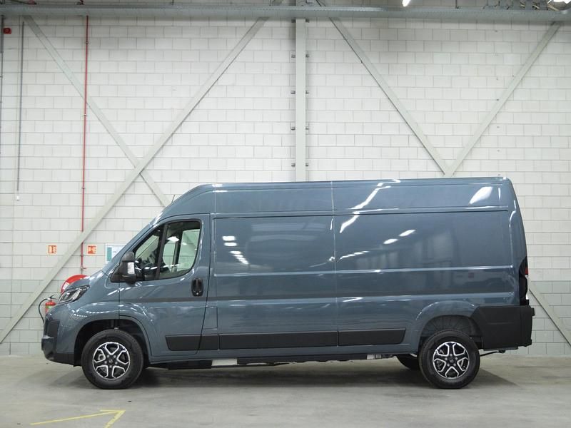 Nieuw Citroën Jumper Style 205 kW (279 PK) 2025 Ferro grey (licht grijs) MPV
