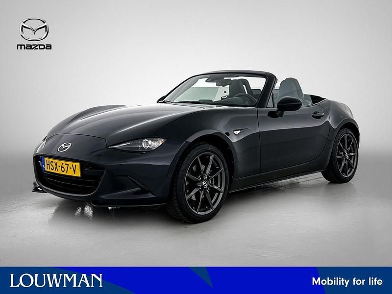 Jet black (donker zwart metallic) Gebruikt 2017 Mazda MX5 Cabriolet | € 25.995 (Eerlijke prijs) - Afbeelding 1/3