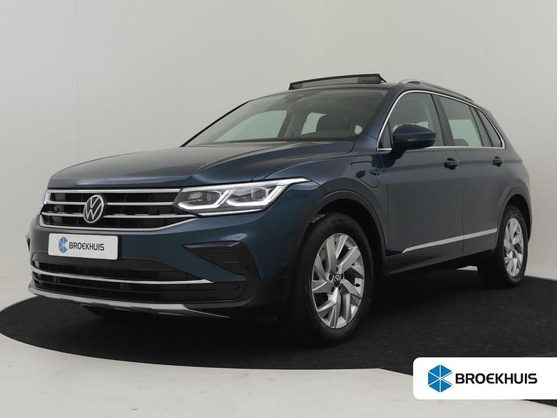 Blauw, metallic lak Gebruikt 2021 VW Tiguan Elegance SUV | € 29.900 (Goede deal) - Afbeelding 1/4