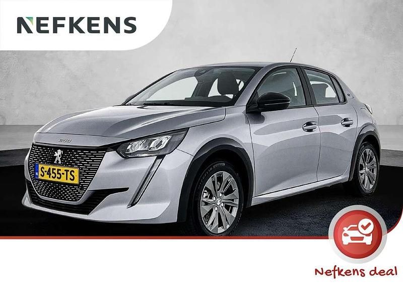 Grijs Gebruikt 2023 Peugeot e-208 Allure Hatchback | € 19.925 (Eerlijke prijs) - Afbeelding 1/3