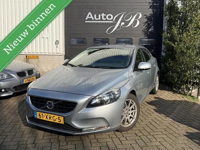 Occasion Volvo V40 114 PK (83 kW) 2012 Grijs (metallic) Hatchback