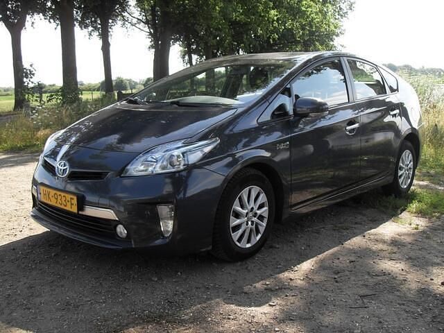 Blauw Gebruikt 2015 Toyota Prius Hatchback | € 13.498 (Eerlijke prijs) - Afbeelding 1/4