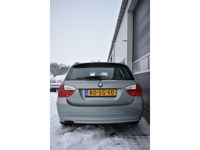 Occasion BMW 325 Executive 218 PK (160 kW) 2006 Grijs Stationwagen