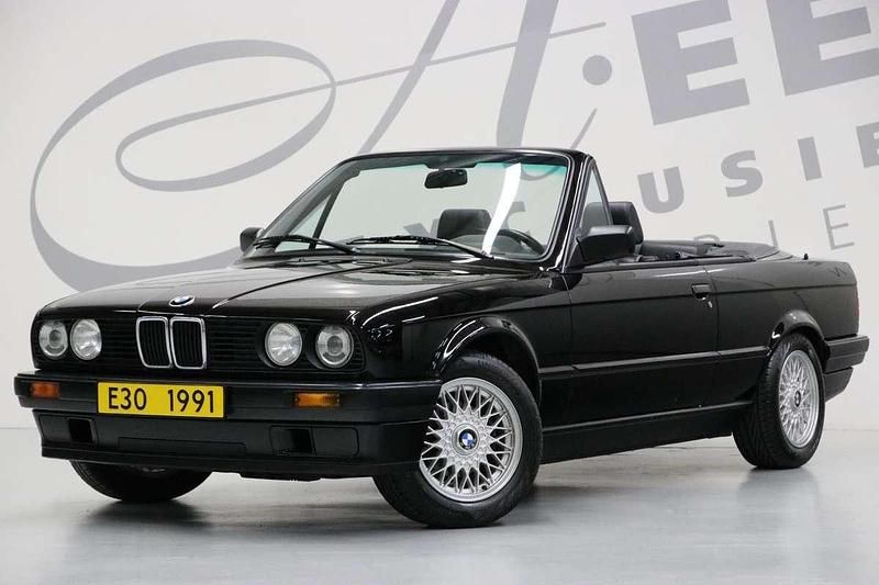 Zwart Gebruikt 1991 BMW 318 Cabriolet Cabriolet | € 19.950 - Afbeelding 1/4