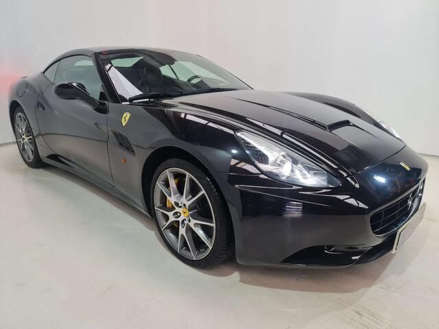 Zwart Gebruikt 2013 Ferrari California Cabriolet | € 117.000 - Afbeelding 1/4