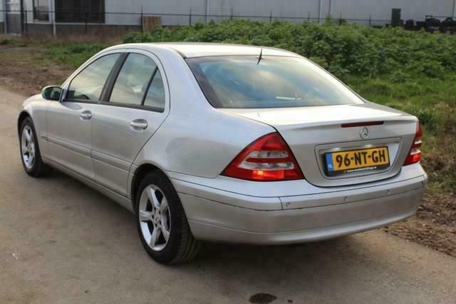 Occasion Mercedes C180 Classic 143 PK (105 kW) 2004 Grijs Sedan