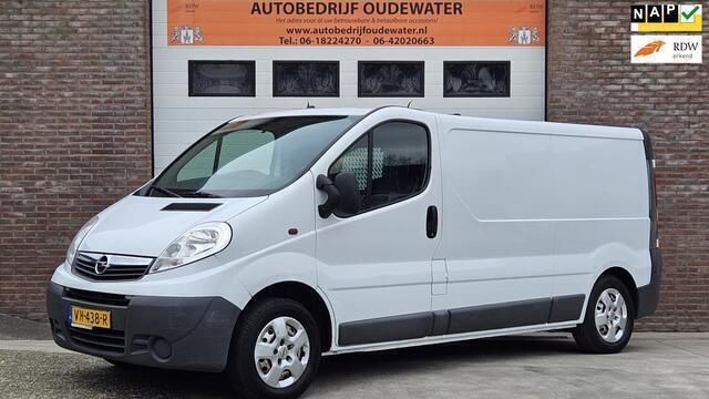 Wit Gebruikt 2014 Opel Vivaro Van | € 7.995 (Duur) - Afbeelding 1/4