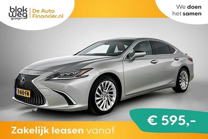 Occasion 2019 Lexus ES300H President Line Sedan | € 34.995 (Eerlijke prijs) - Afbeelding 1/2