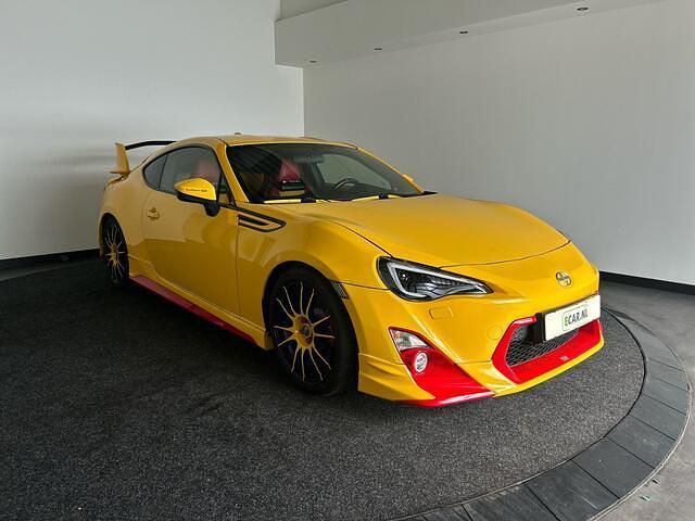 Geel Gebruikt 2015 Toyota GT86 GT Coupé | € 19.950 - Afbeelding 1/4