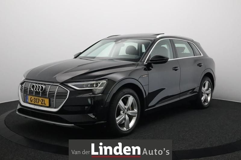Zwart, metallic lak Gebruikt 2019 Audi e-tron Comfort SUV | € 23.950 (Eerlijke prijs) - Afbeelding 1/4