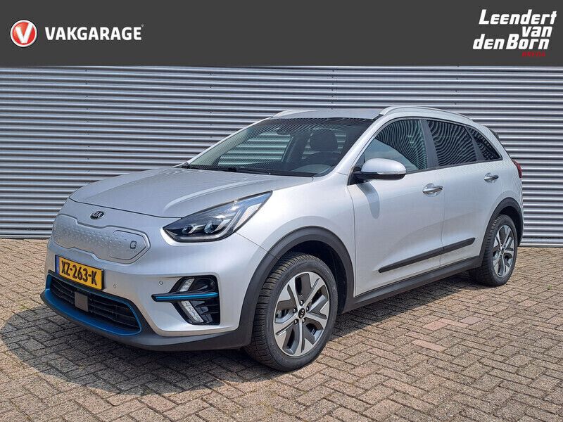 Grijs Gebruikt 2019 Kia e-Niro SUV | € 19.495 (Goede deal) - Afbeelding 1/4