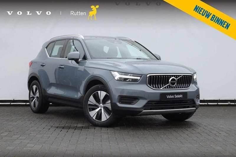 Grijs (metallic) Occasion 2021 Volvo XC40 Inscription SUV | € 28.840 (Eerlijke prijs) - Afbeelding 1/4