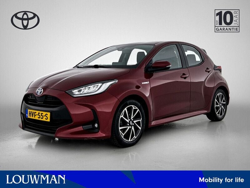 Rood Gebruikt 2021 Toyota Yaris Hybrid Hatchback | € 20.445 (Eerlijke prijs) - Afbeelding 1/3