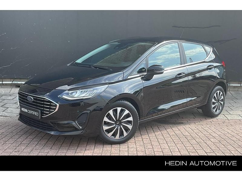 Zwart Gebruikt 2024 Ford Fiesta Titanium Hatchback | € 20.445 (Eerlijke prijs) - Afbeelding 1/3