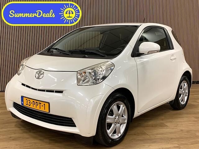 Wit Gebruikt 2011 Toyota iQ Comfort Hatchback | € 4.945 (Iets duurder) - Afbeelding 1/4