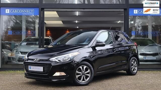 Zwart (metallic) Occasion 2018 Hyundai i20 GO! Hatchback | € 10.490 (Goede deal) - Afbeelding 1/4