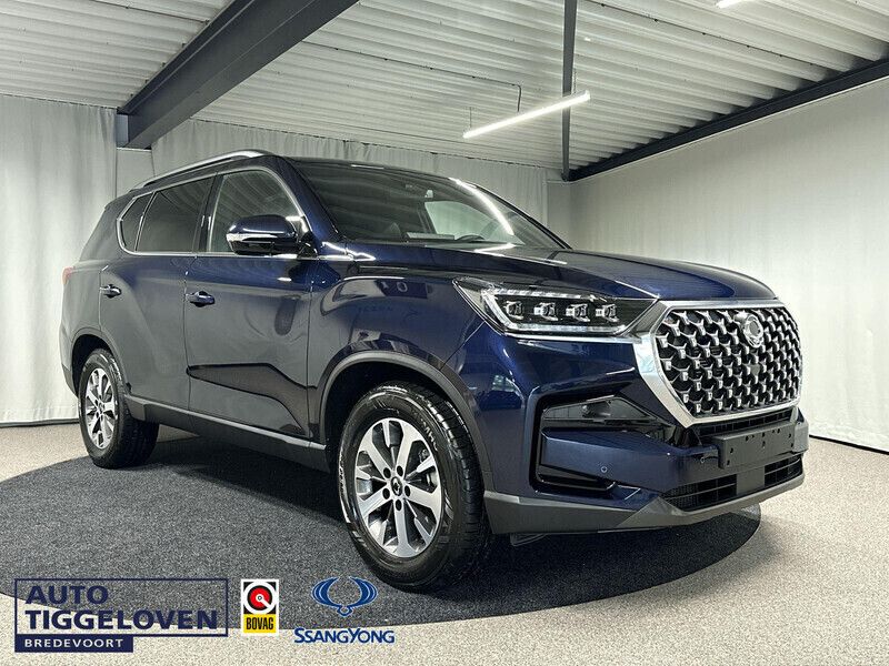 Blauw Nieuw 2024 Ssangyong (KGM) Rexton SUV | € 48.438 - Afbeelding 1/4