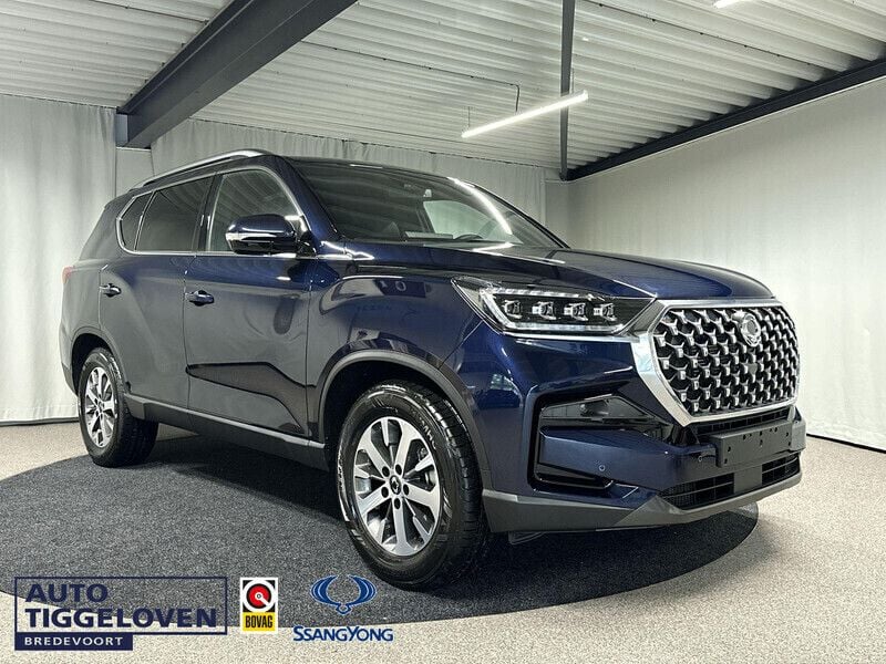 Blauw Nieuw 2024 Ssangyong Rexton SUV | € 48.438 - Afbeelding 1/4