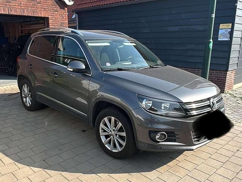 Grijs Gebruikt 2014 VW Tiguan Sport SUV | € 9.000 (Goede deal) - Afbeelding 1/4