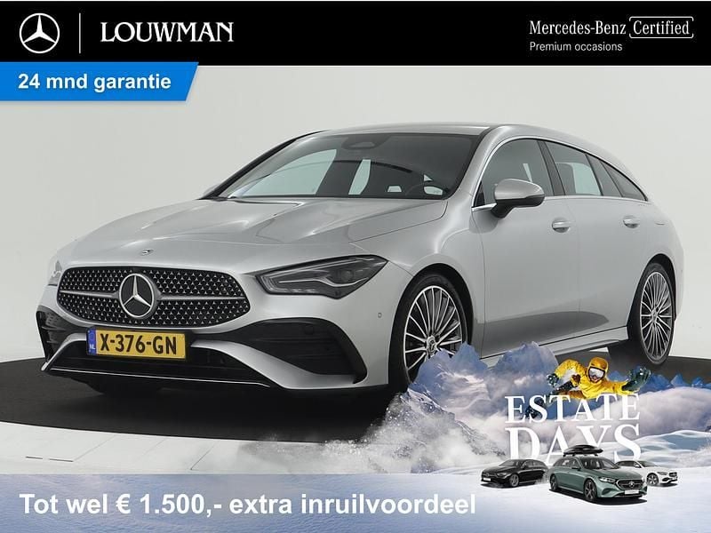 Occasion Mercedes CLA180 Shooting Brake AMG line 136 PK (100 kW) 2023 Iridiumzilver metaalkleur (grijs metallic) Stationwagen