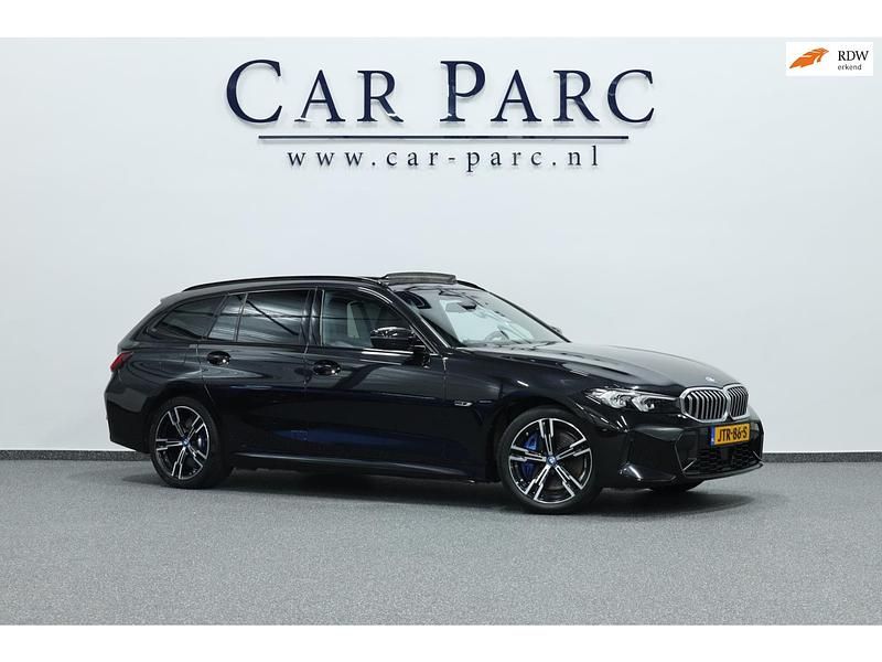 Occasion BMW 330 184 PK (135 kW) 2023 Zwart Stationwagen