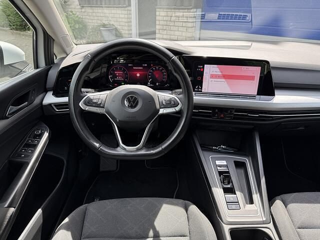 Occasion VW Golf VIII Life 112 PK (82 kW) 2020 Wit Hatchback