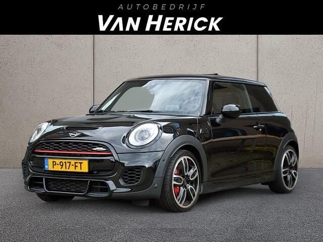 Zwart Gebruikt 2017 Mini John Cooper Works Chili Hatchback | € 20.945 (Goede deal) - Afbeelding 1/4