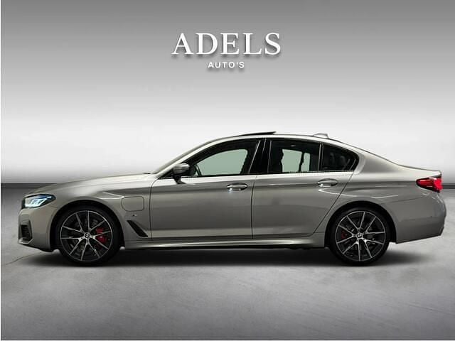 Occasion BMW 545e Executive 394 PK (289 kW) 2021 Grijs (metallic) Sedan