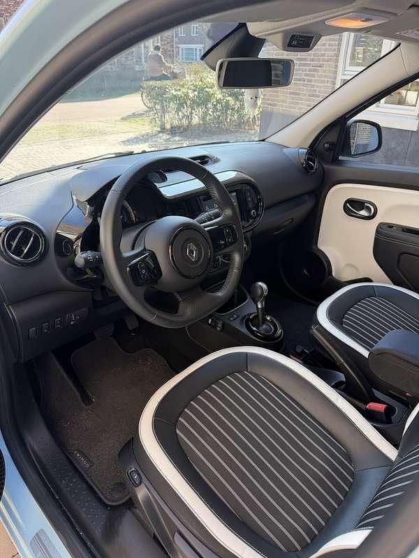 Occasion Renault Twingo Intens 60 kW (82 PK) 2021 Blauw Hatchback