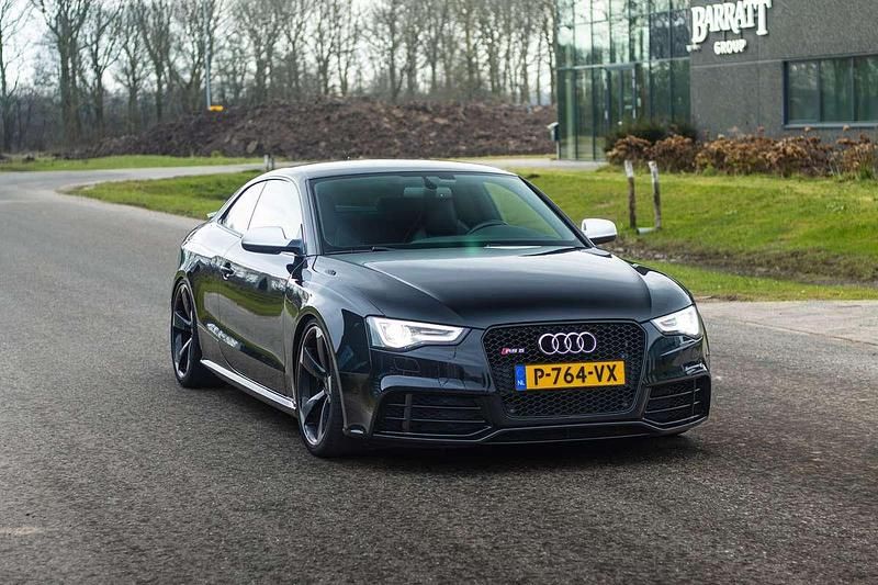 Zwart Gebruikt 2013 Audi RS5 Coupé | € 43.950 - Afbeelding 1/4