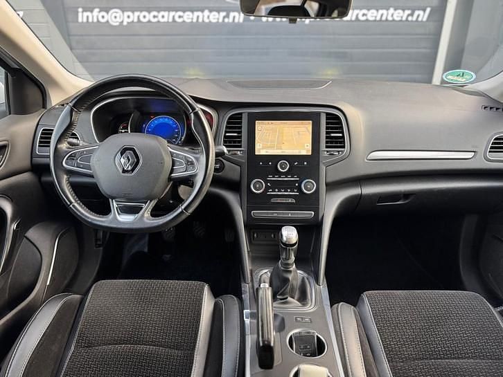 Occasion Renault Mégane IV Zen 132 PK (97 kW) 2017 Stationwagen
