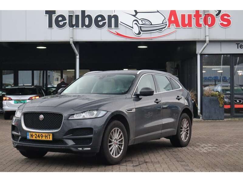 Grijs Gebruikt 2017 Jaguar F-Pace Portfolio SUV | € 9.985 - Afbeelding 1/4