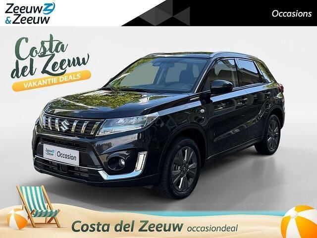 Zwart Gebruikt 2024 Suzuki Vitara SUV | € 24.695 (Eerlijke prijs) - Afbeelding 1/4