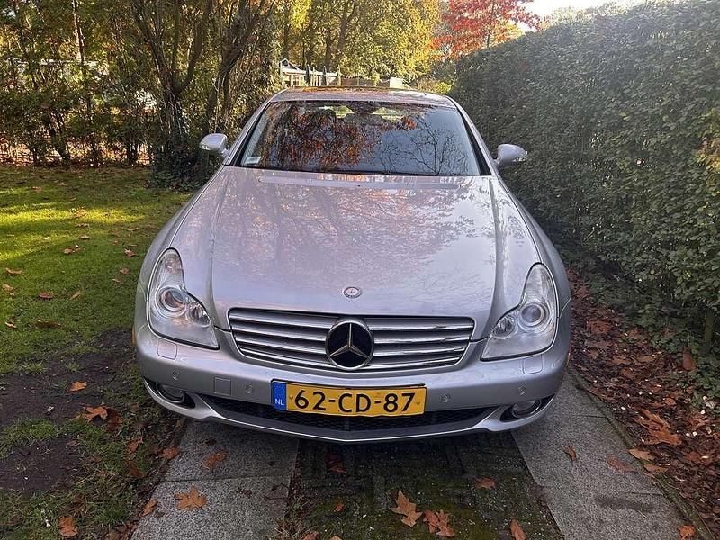 Gebruikt 2008 Mercedes CLS500 Coupé | € 11.000 (Super prijs) - Afbeelding 1/4
