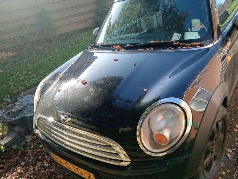 Zwart Gebruikt 2008 Mini Cooper D Clubman Stationwagen | € 1.200 - Afbeelding 1/4