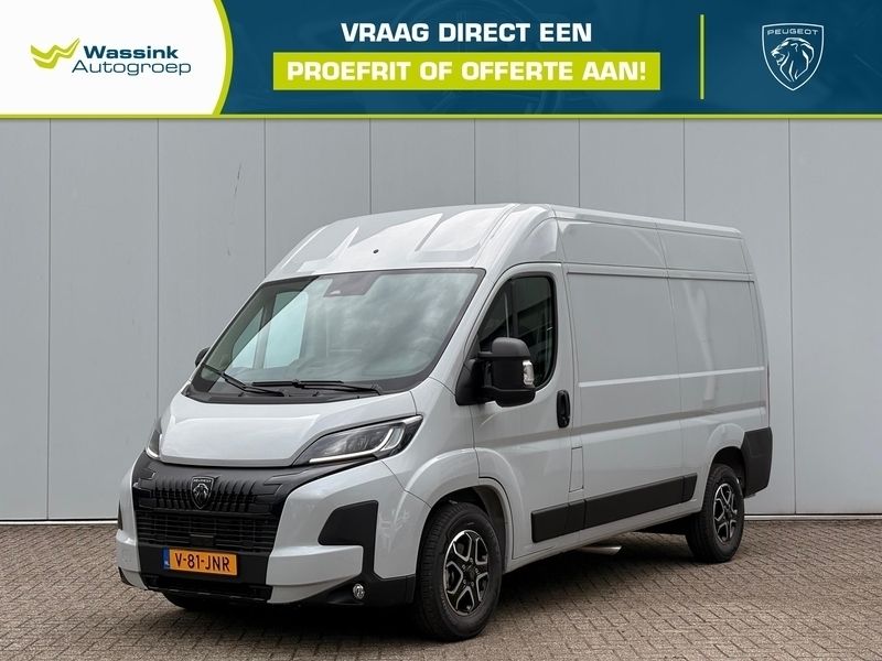 Grijs Nieuw 2024 Peugeot Boxer S Van | € 36.499 - Afbeelding 1/4