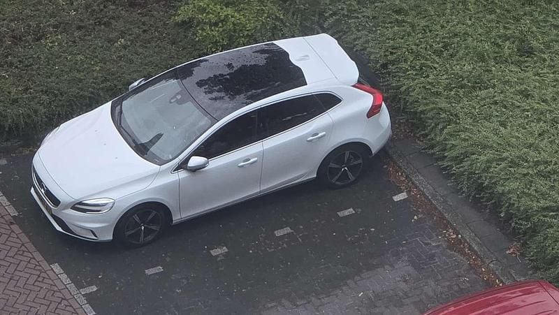 Occasion Volvo V40 152 PK (111 kW) 2020 Wit Hatchback