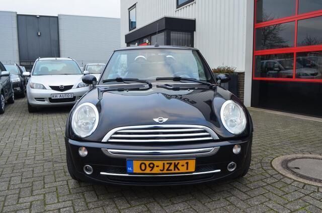 Occasion Mini Cooper Cabriolet 116 PK (85 kW) 2006 Zwart Cabriolet