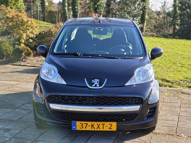 Occasion Peugeot 107 68 PK (50 kW) 2010 Zwart Hatchback