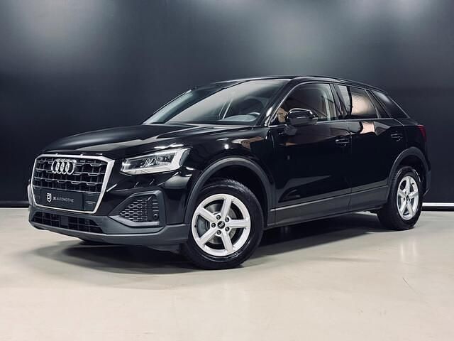 Zwart Gebruikt 2023 Audi Q2 Advanced SUV | € 24.900 (Super prijs) - Afbeelding 1/4
