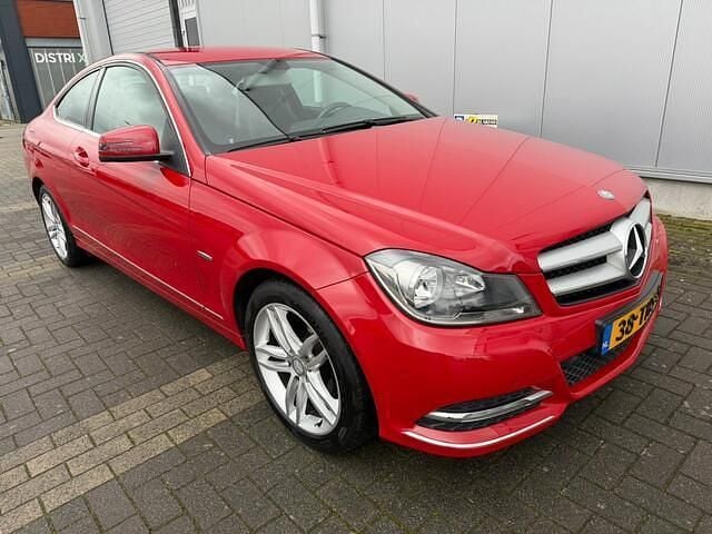 Occasion Mercedes C180 Ambition 156 PK (114 kW) 2012 Rood Coupé