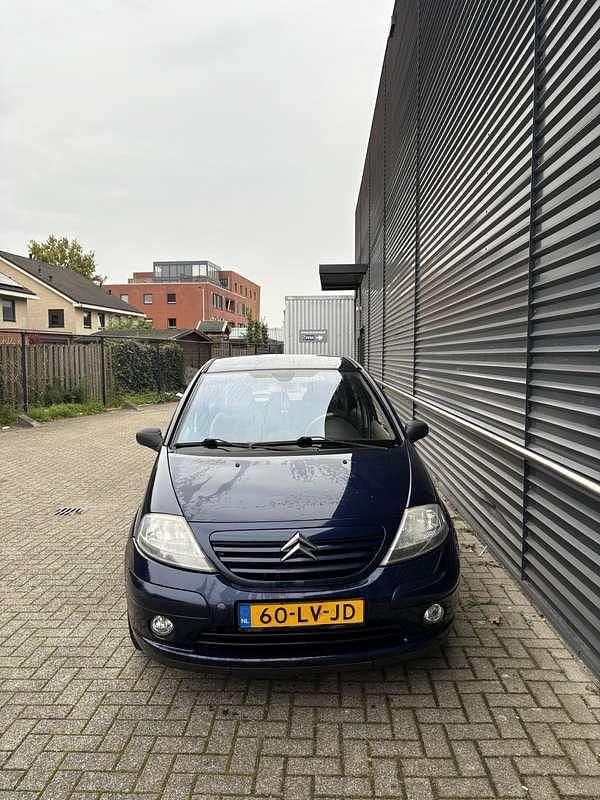 Blauw Gebruikt 2003 Citroën C3 Exclusive Hatchback | € 699 (Goede deal) - Afbeelding 1/4