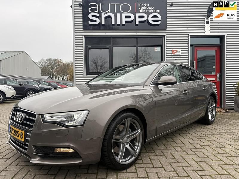 Grijs Gebruikt 2016 Audi A5 Business Hatchback | € 16.450 (Eerlijke prijs) - Afbeelding 1/4